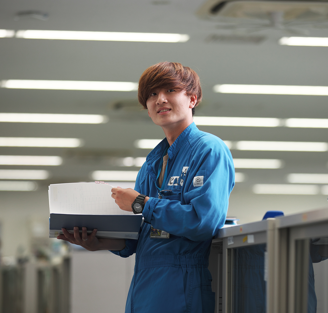 保全業務の重要さと、扱う装置のスケール感に惹かれ。